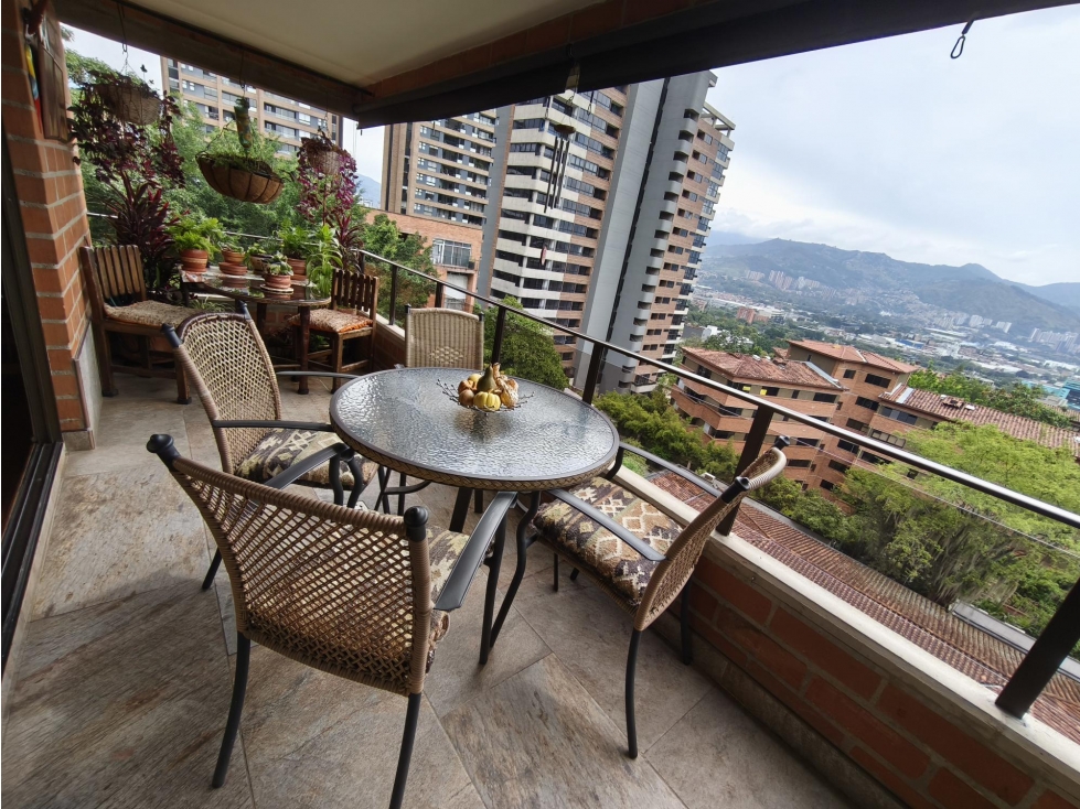 Apartamento para la venta en El Poblado sector de Castropol — foto 5