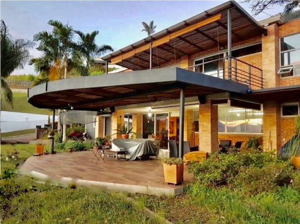 Casa en venta en El Poblado sector de Las Palmas - 1