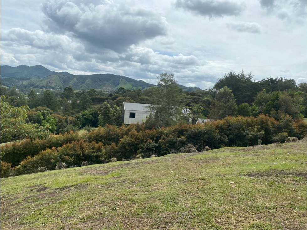 Venta de lote en La Ceja en Parcelación cerada - 3