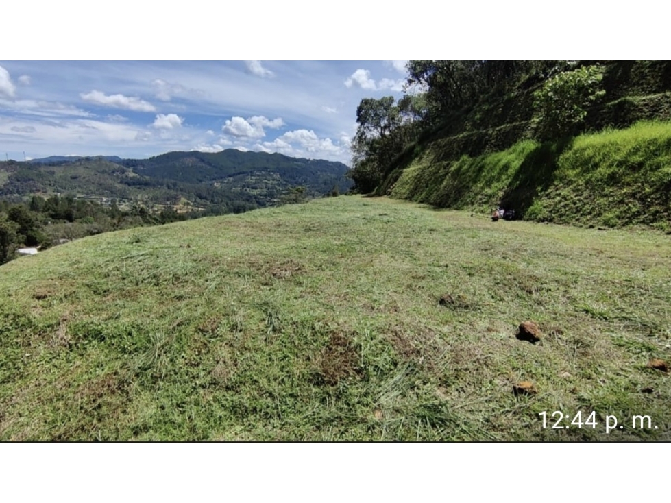 Lote para la venta en El Retiro vía a Llano grande — foto 2