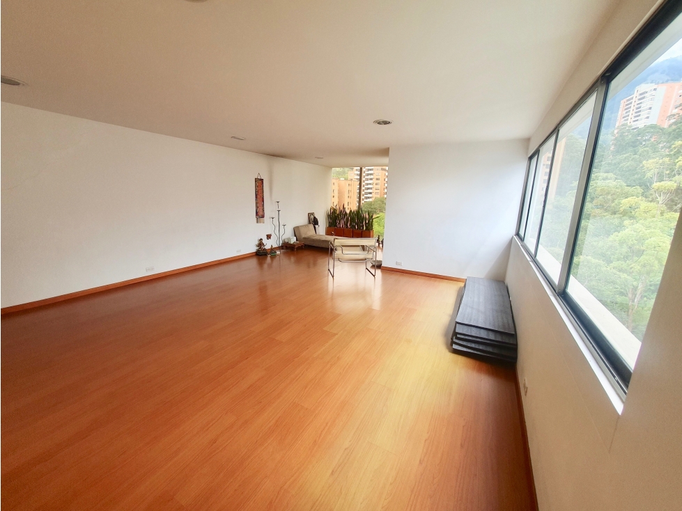 Oficina para la venta en el Poblado , Medellín