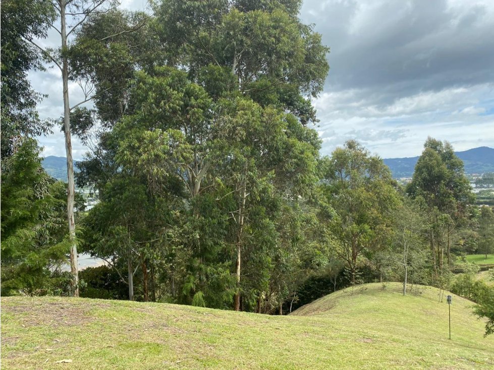 Venta de lote en La Ceja en Parcelación cerada - 5