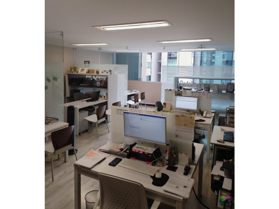 Oficina para la venta en el Poblado