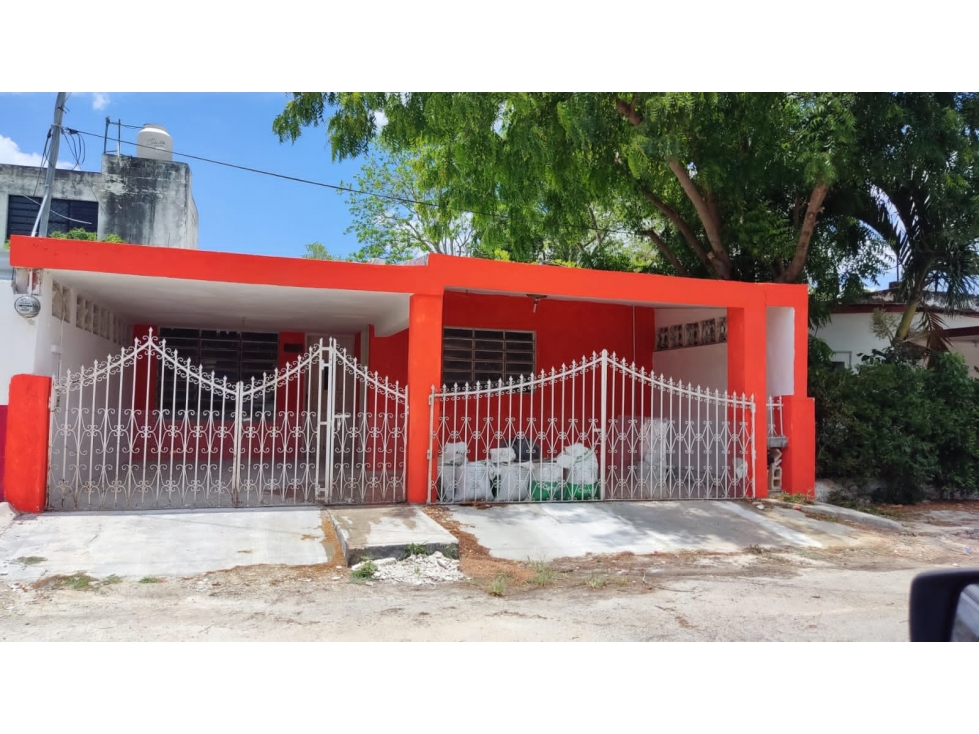 Casa de 3 recamaras para remodelar cerca del Centro de Mérida Yucatan