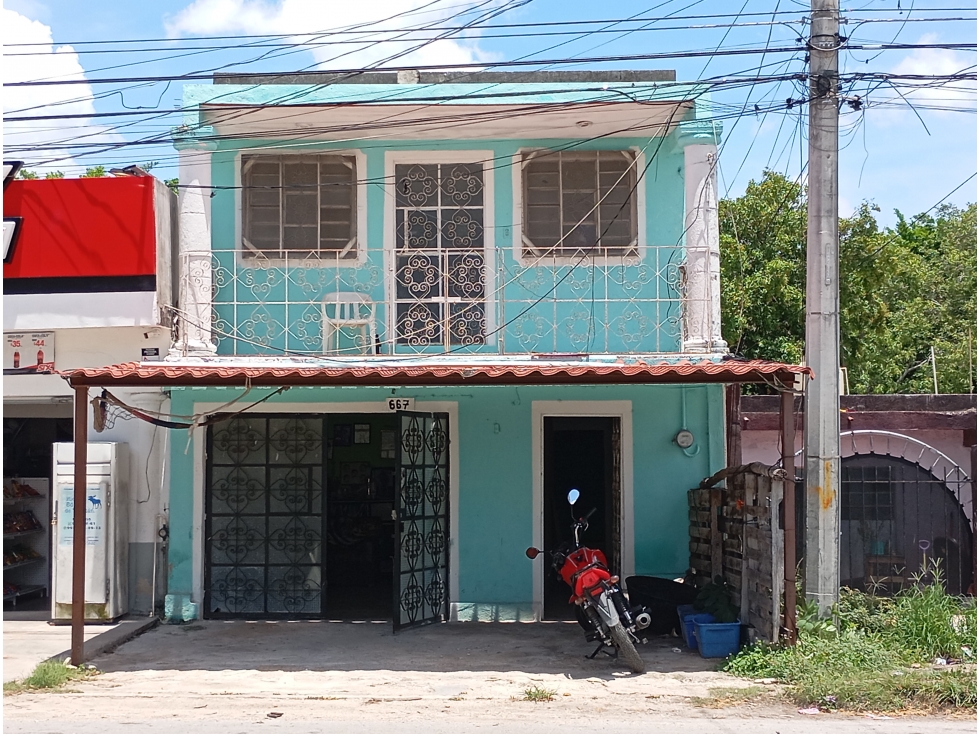 Casa en venta sobre Avenida Circuito Colonias en Mérida, Yucatan