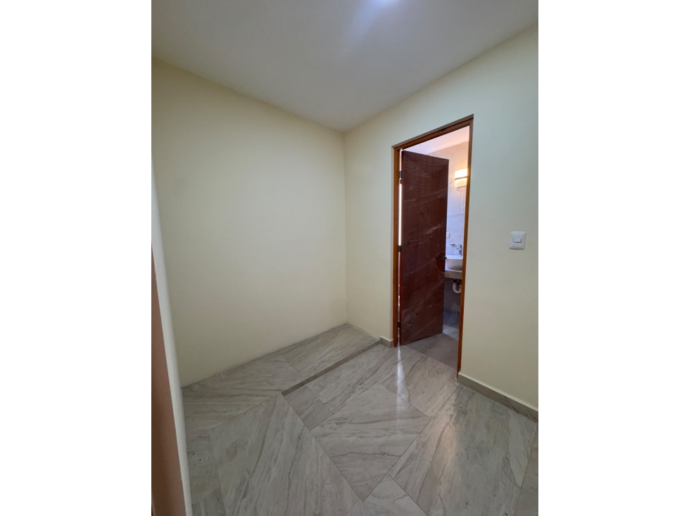 Casa dentro de la ciudad de Mérida con Piscina. - 4