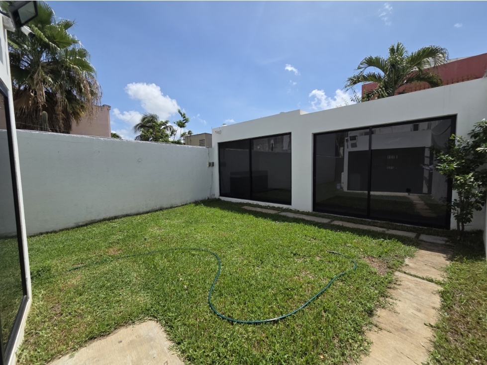 Casa en Venta en Francisco de Montejo sobre avenida en Mérida — foto 6