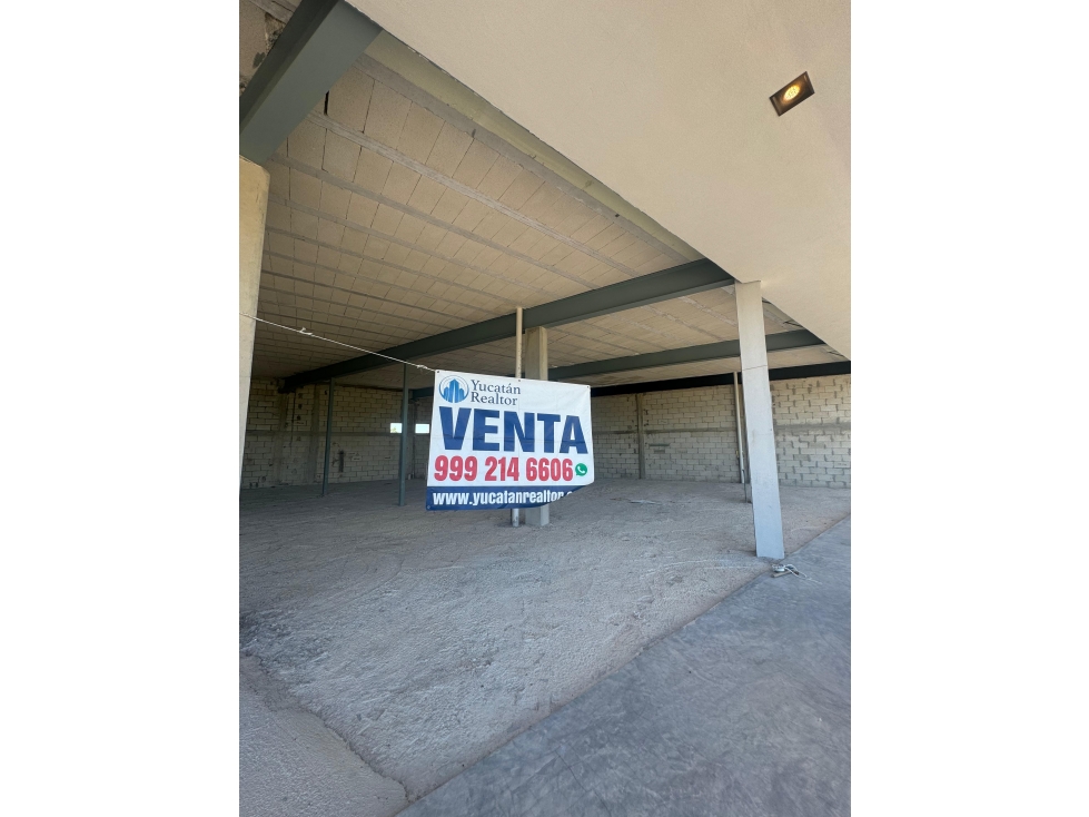 Venta de Local Comercial en Avenida principal de Conkal - 3