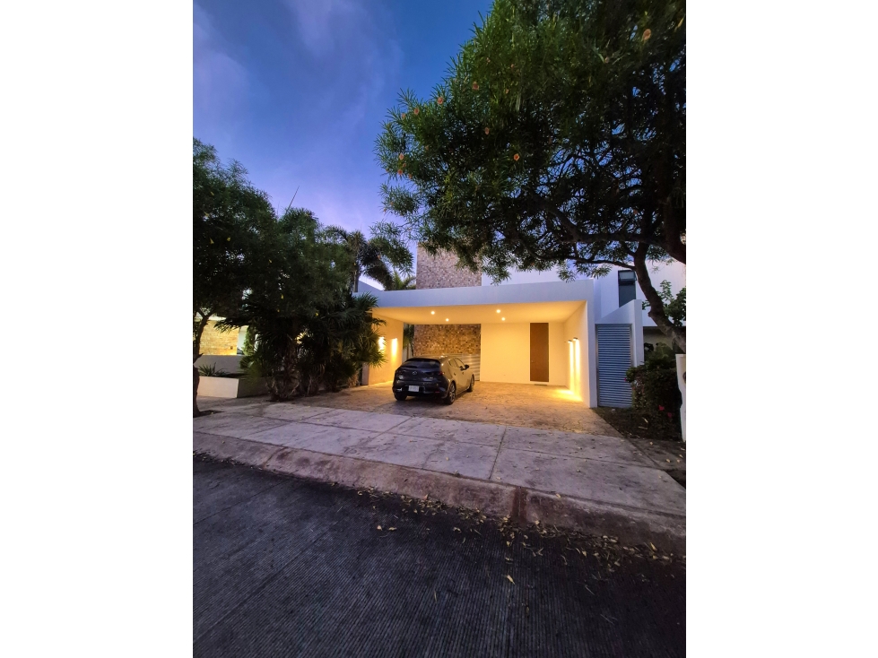 Casa en Venta de 5 recamaras en Temozón Norte — foto 2