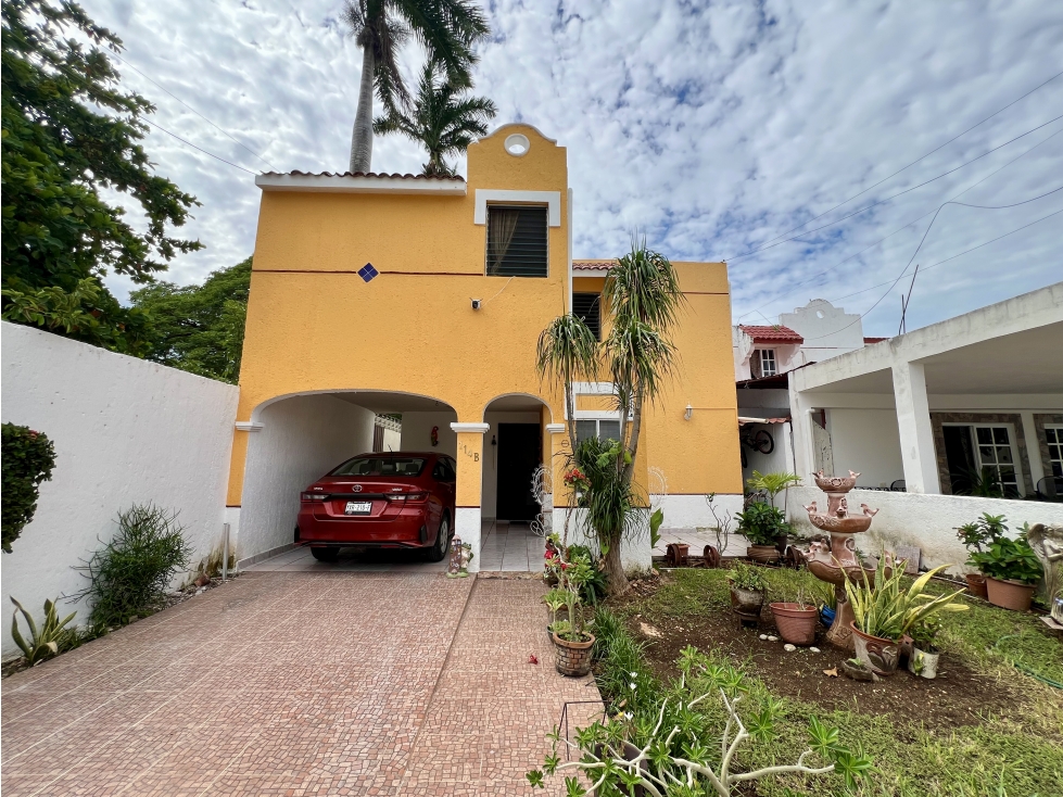 Venta de casa dentro de la ciudad de Mérida en Privada.