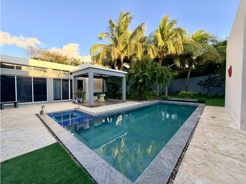 Casa de una planta en Venta al Norte de Mérida con Piscina - 1