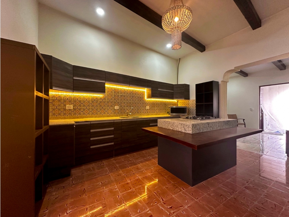 VENTA DE CASA EN EL CENTRO DE MERIDA YUCATÁN CON PISCINA — foto 5