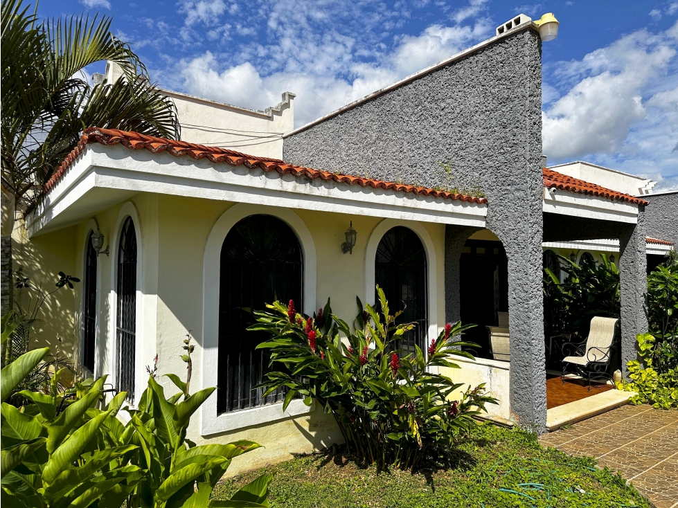 Casa de una planta, amplio terreno, en el Norte de Mérida — foto 3
