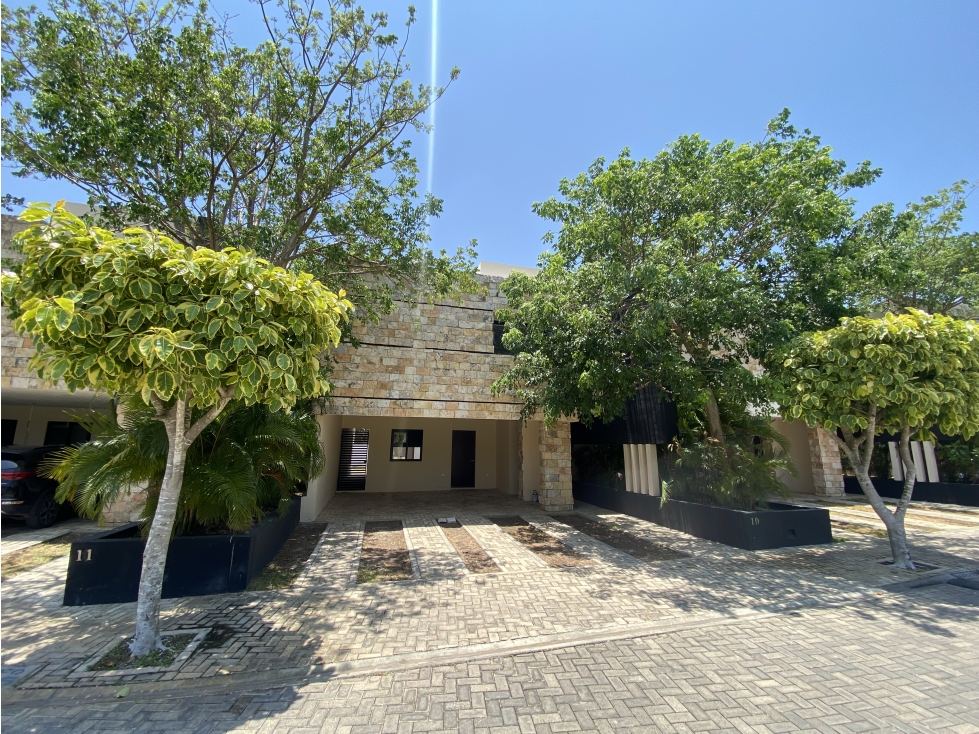 Casa en Venta en Cabo Norte, 3 recamaras con Piscina en Mérida Norte