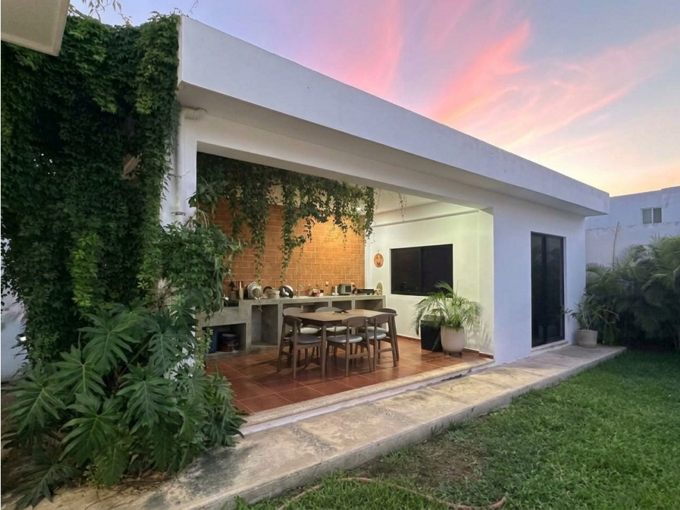 Casa en Venta en Santa Fé al Norte de Mérida - 1