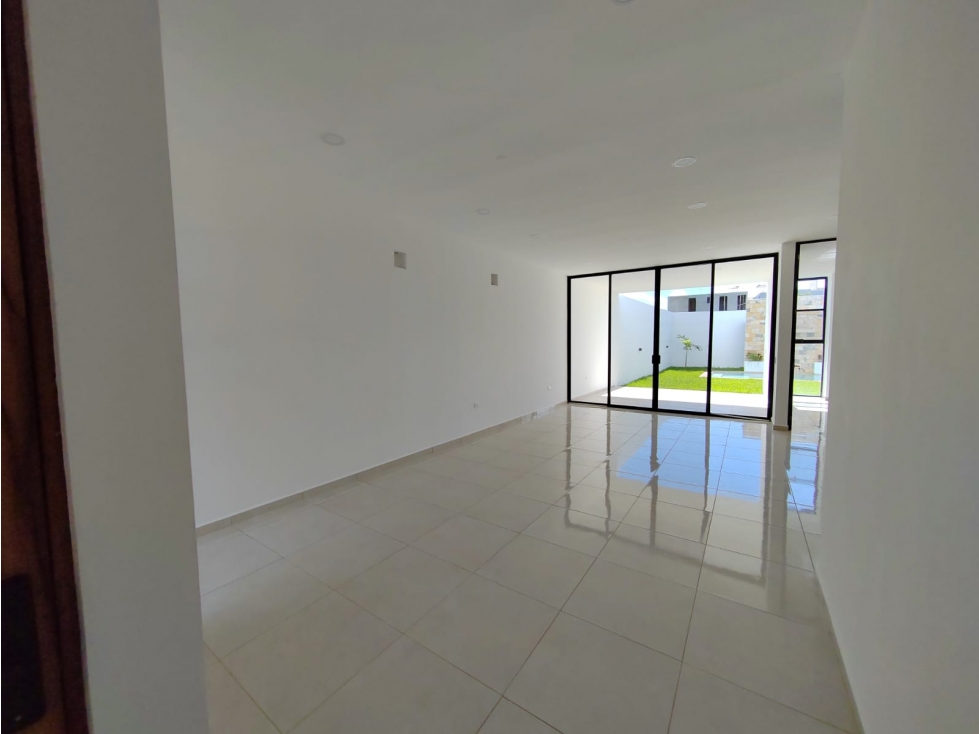 Casa en Venta con acabados de Lujo en Cholul Mérida - 3