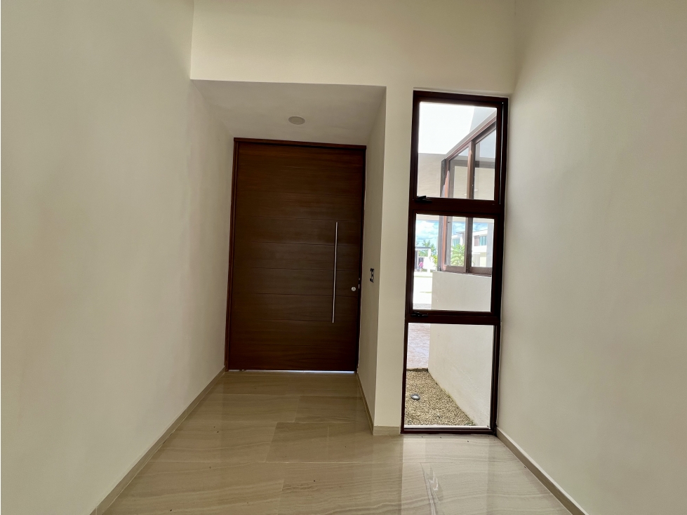 Venta de Casa de 4 habitaciones con Piscina en Privada en Mérida — foto 5