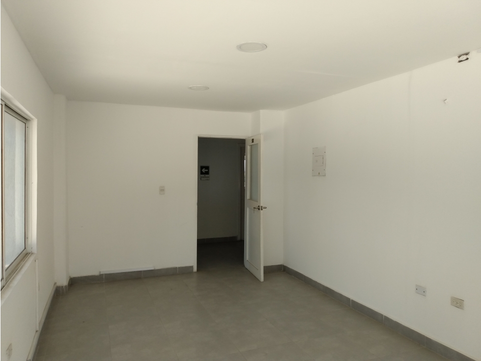 Cartagena Arriendo Oficina en el Bosque — foto 3