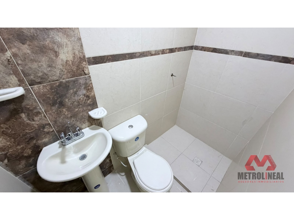 Cartagena Arriendo Oficina en Manga — foto 6
