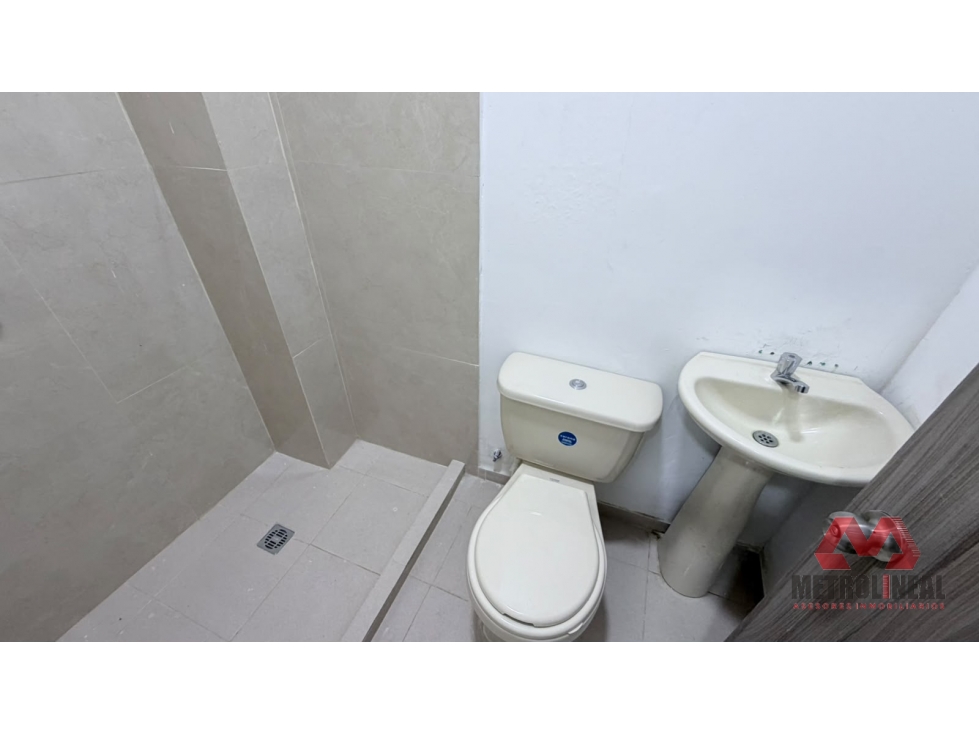Cartagena Arriendo Oficina en Manga — foto 6