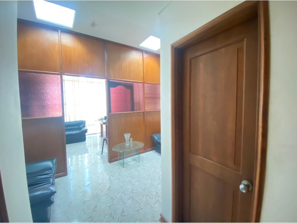 Cartagena Arriendo Oficina en Chambacu - 6