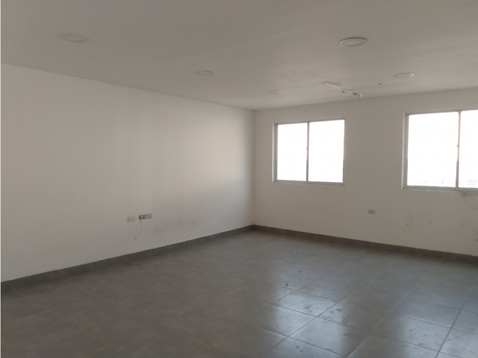 Cartagena Arriendo Oficina en el Bosque — foto 3