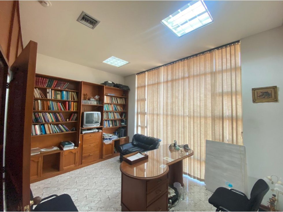 Cartagena Arriendo Oficina en Chambacu - 3