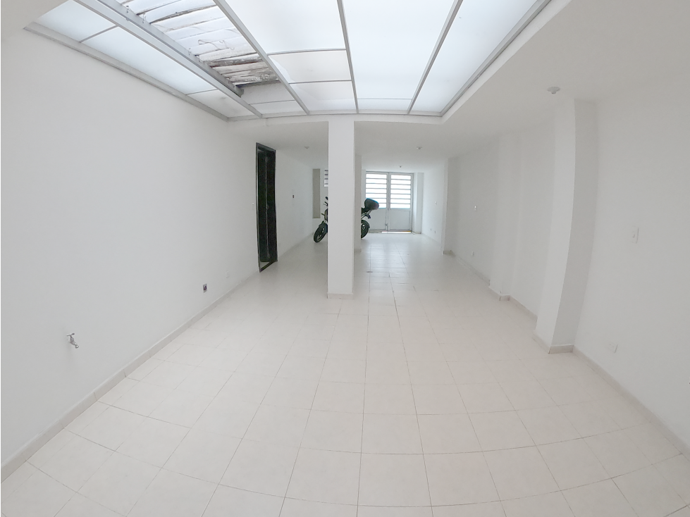 Local con apartamento en Venta Quiroga — foto 5