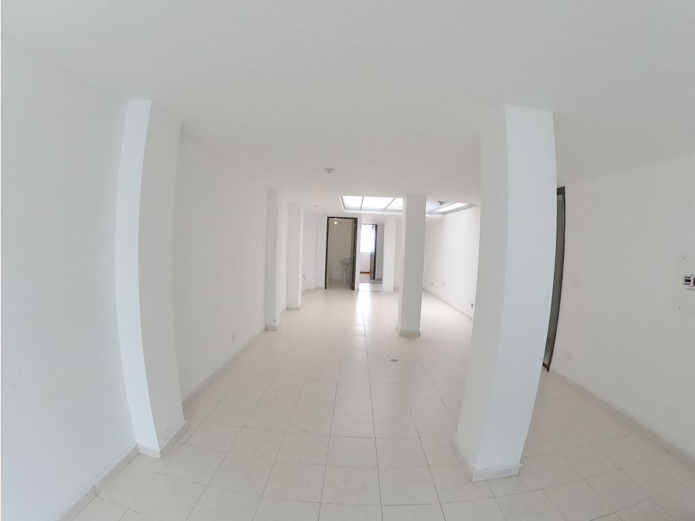 Local con apartamento en Venta Quiroga — foto 2