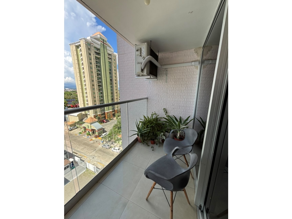SE ALQUILA HERMOSO APARTAMENTO REMODELADO EN COSTA DEL ESTE — foto 4
