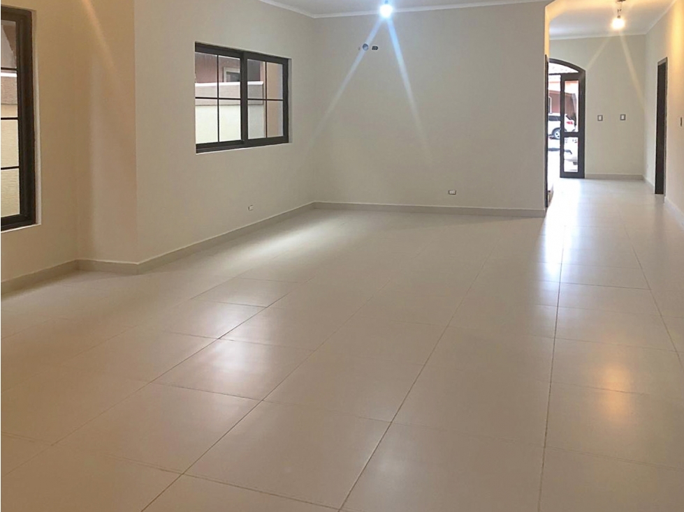 VENTA DE CASA COSTA SUR - RESIDENCIAL EL DORAL — foto 3