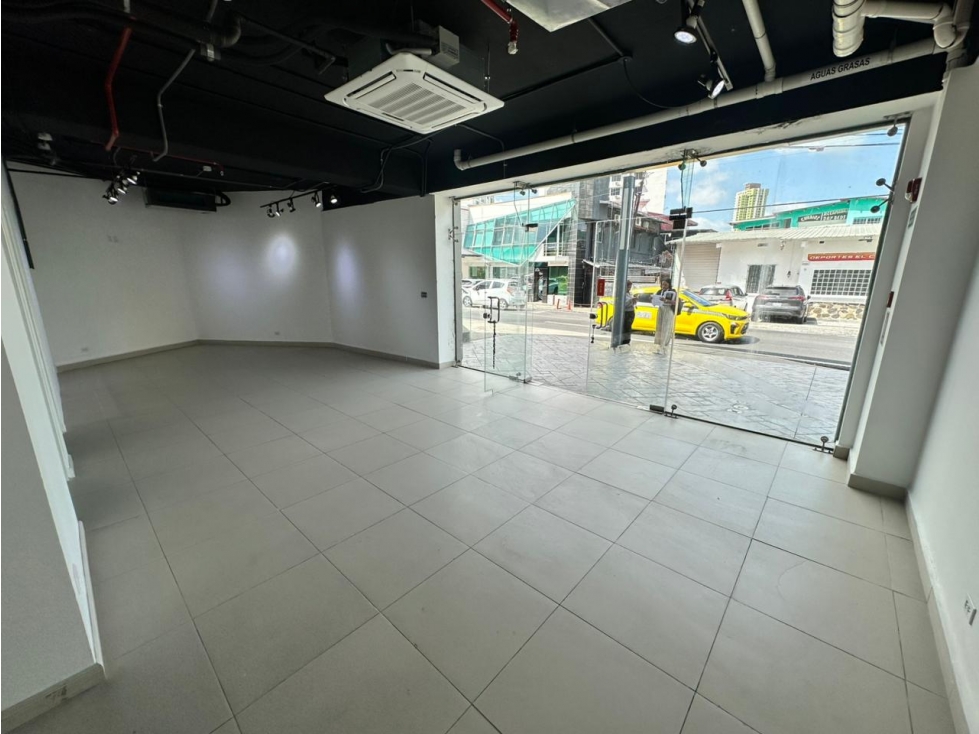 Alquiler de Local Comercial Via Porras City Plaza — foto 3