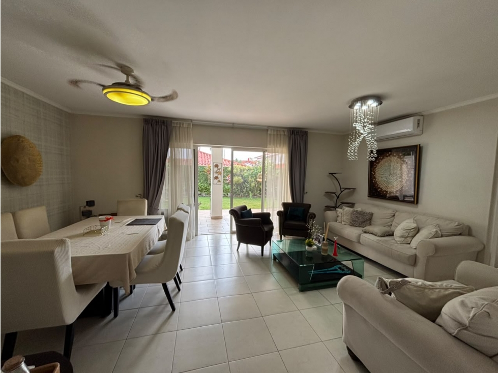 Casa en Quintas de Versalles | Modelo Lyon | Venta o alquiler