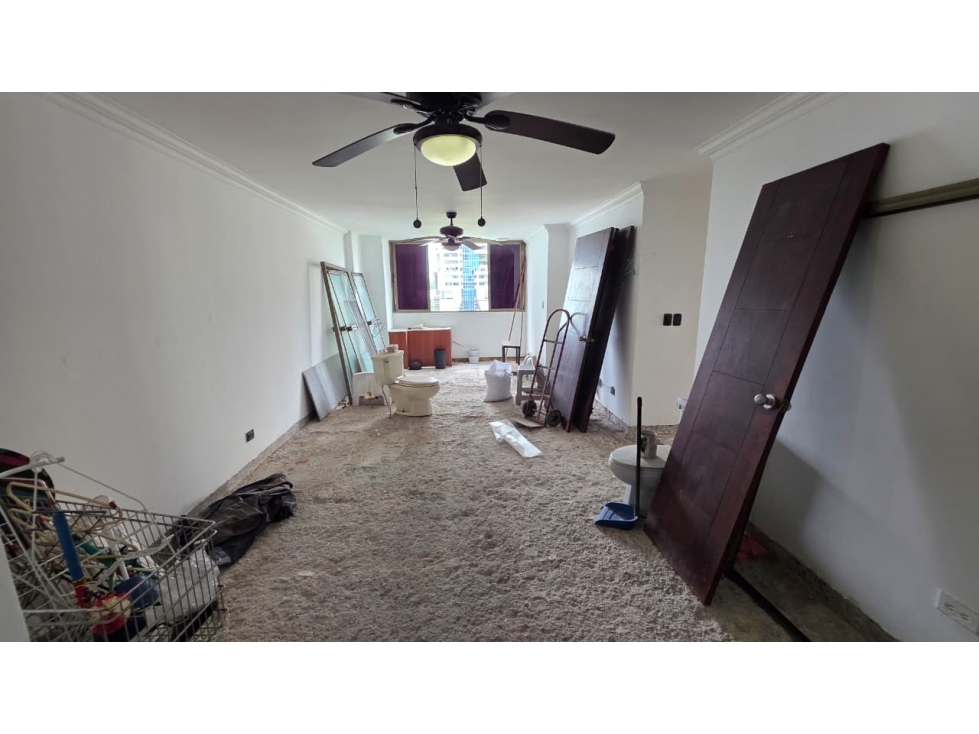 Apartamento en Vía Argentina | 97 m² para remodelar e invertir — foto 2
