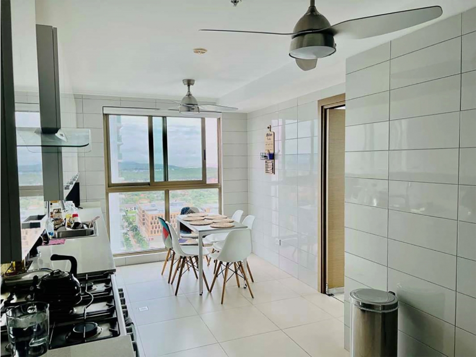 Alquiler de Apartamento Amoblado en Costa del Este - PH PARKLANE — foto 4