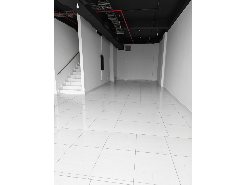 Alquiler Local Comercial en Plaza Royal Blue San Francisco — foto 4