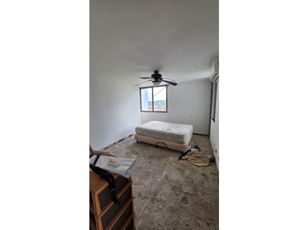 Apartamento en Vía Argentina | 97 m² para remodelar e invertir — foto 5