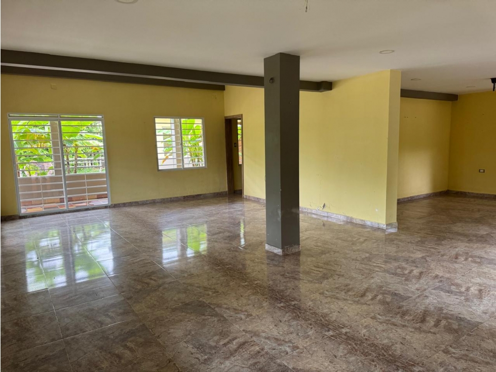 EN VENTA PROPIEDAD URBANA N 520 - 3