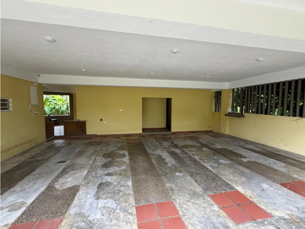 EN VENTA PROPIEDAD URBANA N 520 - 6