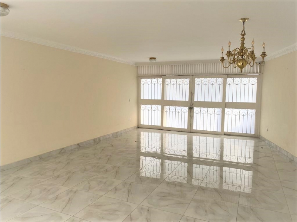 ARRIENDO AMPLIA CASA PARA USO COMERCIAL, CUCUTA - 3