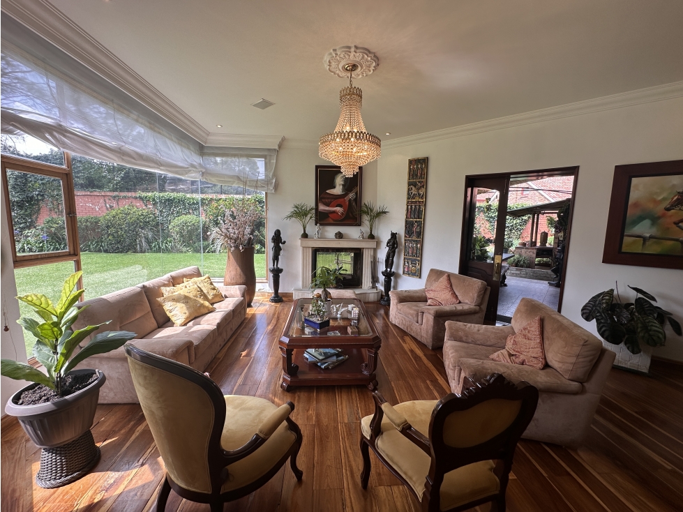 VENTA HERMOSA CASA SAN JOSÉ DE BAVARIA, BOGOTÁ — foto 3