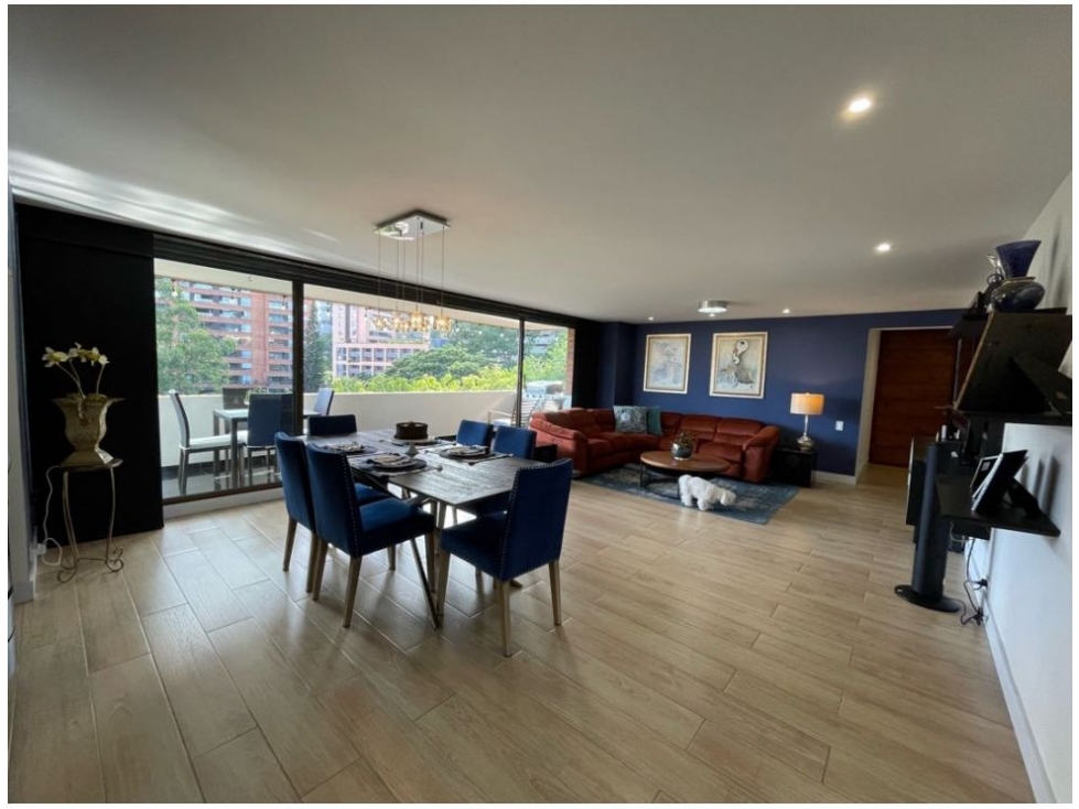 VENTA DE APARTAMENTO REMODELADO EN POBLADO - LOS BALSOS — foto 4
