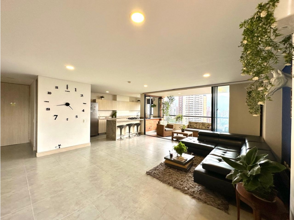VENTA DE APARTAMENTO EN ENVIGADO-EL ESMERALDAL — foto 2