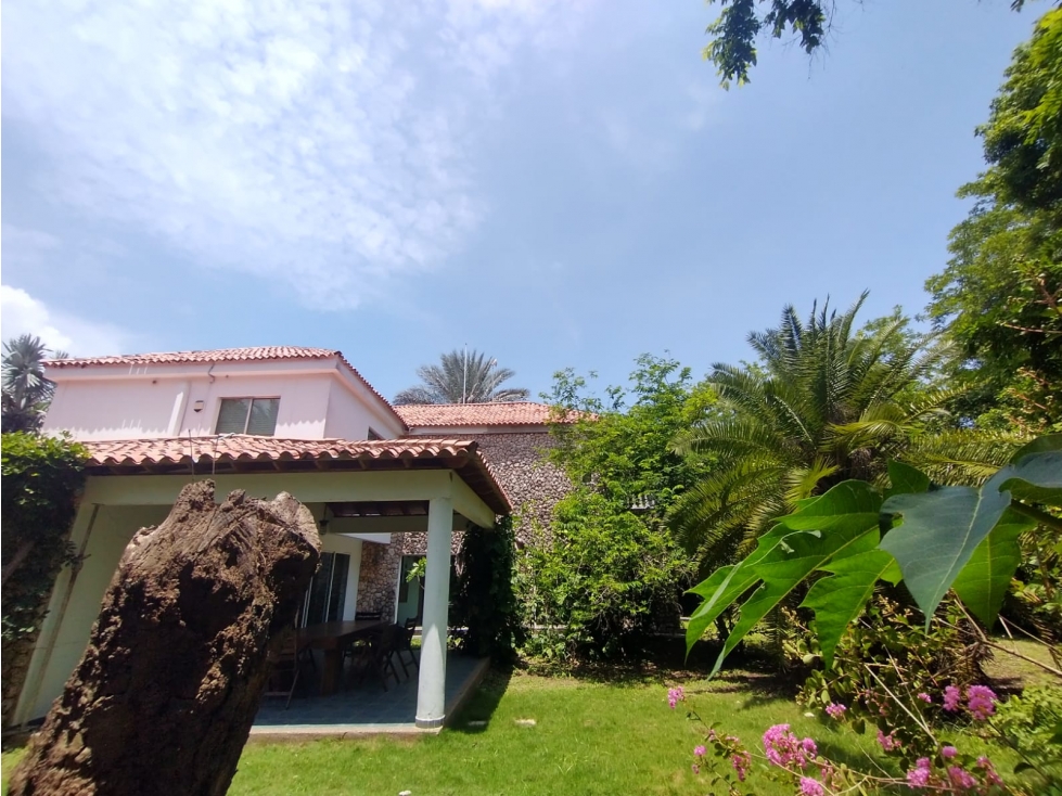 VENTA CASA CAMPESTRE CONDOMINIO ALEROS DEL COUNTRY CARTAGENA