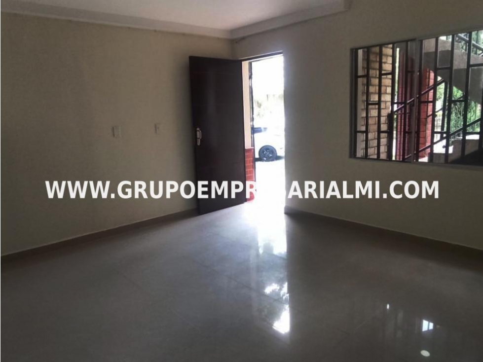 APARTAESTUDIO EN ARRIENDO - SECTOR EL VELODROMO COD: 25767