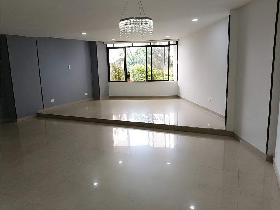 SE VENDE APARTAMENTO EN CAMINO REAL DE 155 M2 EN PISO 3 CERCA APALMETO — foto 2