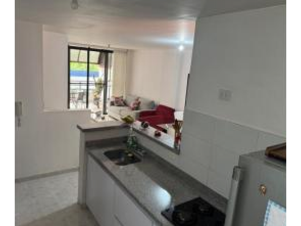 SE VENDE APARTAMENTO EN MAYAPAN EN PISO 1 DE 84 M2 CON ZONAS SOCIALES