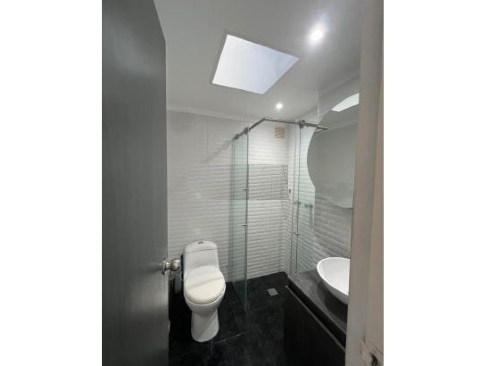 Apartamento en venta en colseguros piso 5, sin ascensor — foto 3