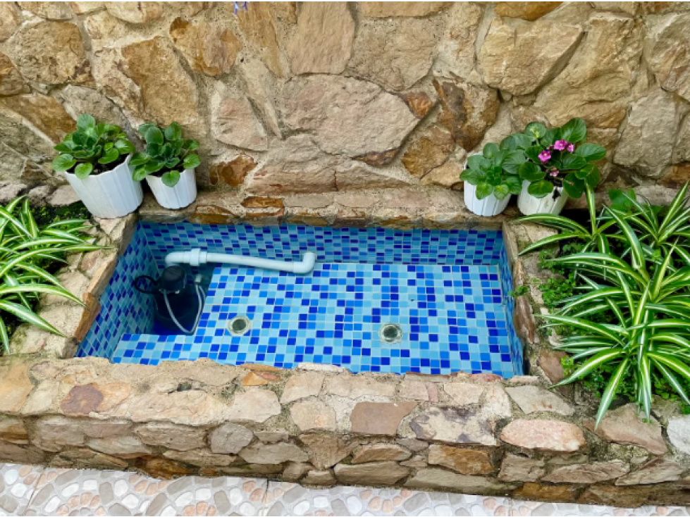CASA DE DOS PLANTAS EN LA MERCED — foto 2