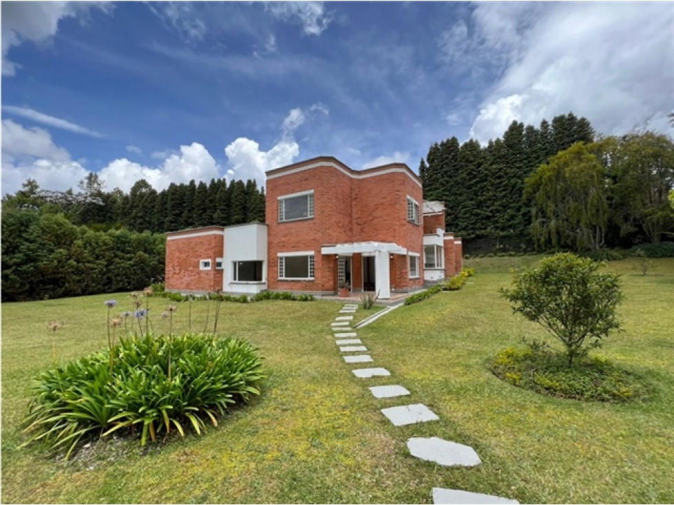 SG - Hermosa casa en Alto Las Palmas , Envigado - 1
